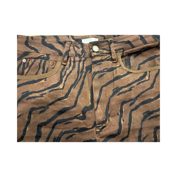 WeWoreWhat tiger print piped stiletto jeans - Picture 8 of 8